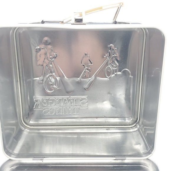 Vintage Loungefly Stranger Things Lunch Box Metal Rare Collectible Netflix - Picture 9 of 13